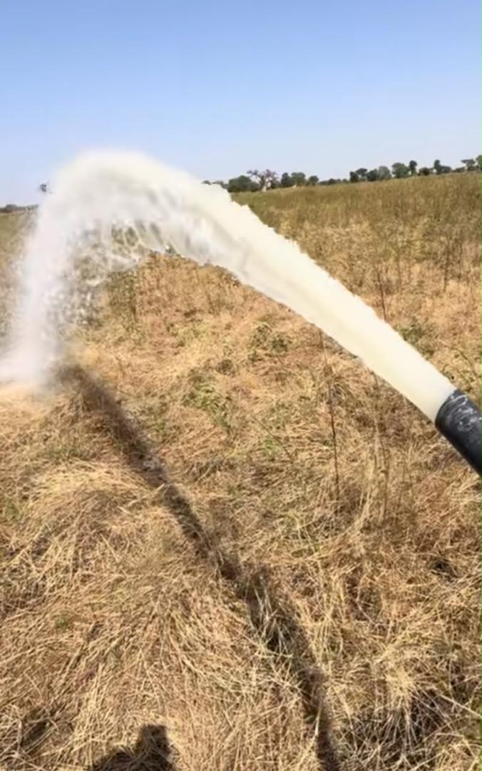Forage de 70 m équipé d'une pompe solaire immergée — Mbour